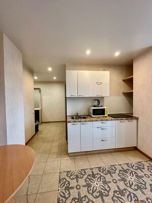 Продам однокомнатную (1-комн.) квартиру, 2-й Хлыновский пер, 1, Киров г