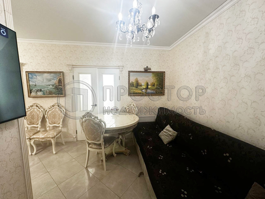 Продам двухкомнатную (2-комн.) квартиру, Космонавтов б-р, 17, Красногорск г