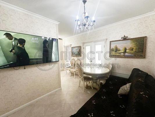 Продам двухкомнатную (2-комн.) квартиру, Космонавтов б-р, 17, Красногорск г