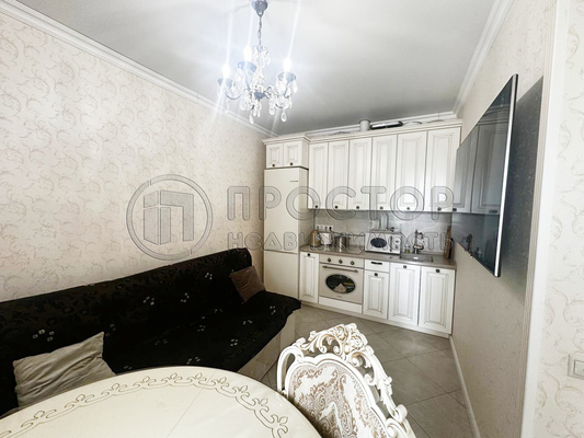 Продам двухкомнатную (2-комн.) квартиру, Космонавтов б-р, 17, Красногорск г