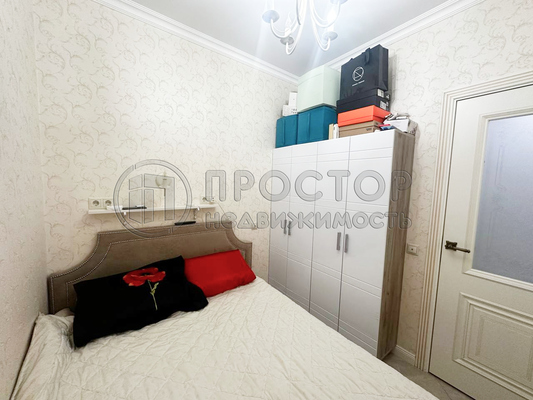 Продам двухкомнатную (2-комн.) квартиру, Космонавтов б-р, 17, Красногорск г
