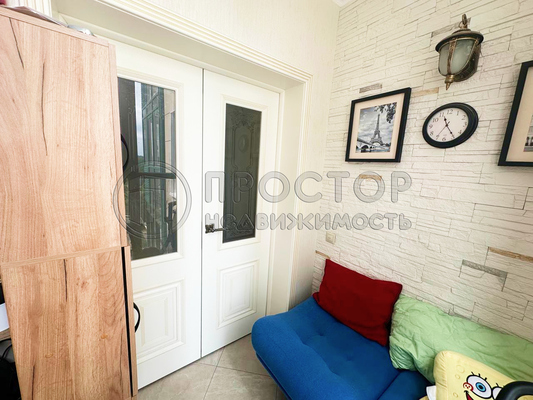 Продам двухкомнатную (2-комн.) квартиру, Космонавтов б-р, 17, Красногорск г