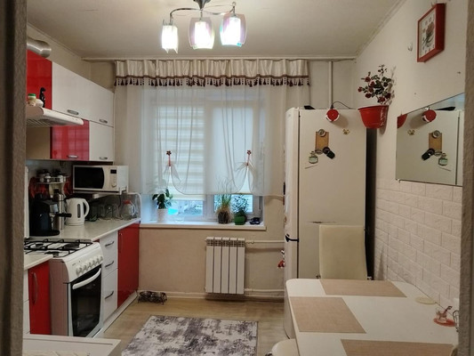 Продам трехкомнатную (3-комн.) квартиру, Сусанина ул, 61к2, Комсомольск-на-Амуре г