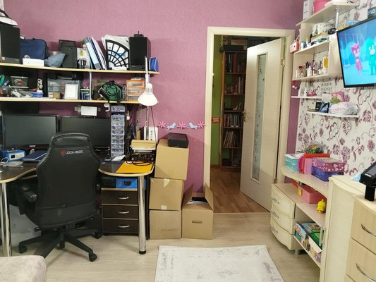 Продам трехкомнатную (3-комн.) квартиру, Сусанина ул, 61к2, Комсомольск-на-Амуре г