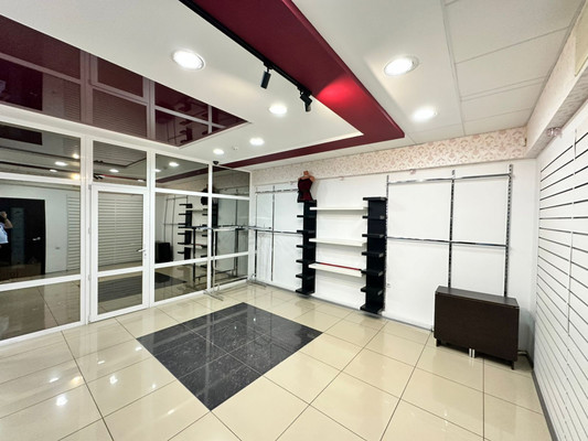 Продам торговое помещение 150,3 м2, Ленинградская ул, 165, Тихорецк г