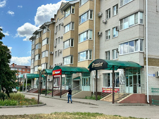 Продам торговое помещение 150,3 м2, Ленинградская ул, 165, Тихорецк г