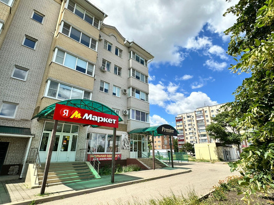 Продам торговое помещение 150,3 м2, Ленинградская ул, 165, Тихорецк г