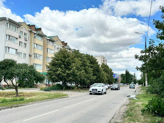 Продам торговое помещение 150,3 м2, Ленинградская ул, 165, Тихорецк г