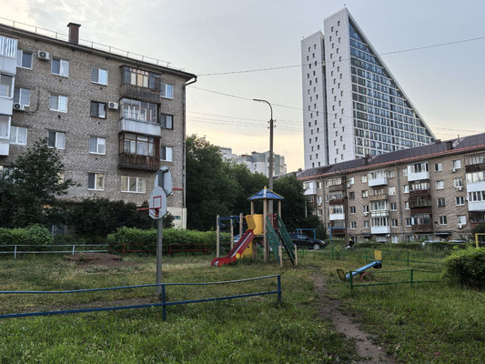 Продам однокомнатную (1-комн.) квартиру, Октября пр-кт, 105, Уфа г