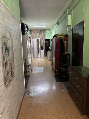Продам 2-комн. в 7-комн. квартире, Большеохтинский пр-кт, 35к2, Санкт-Петербург г