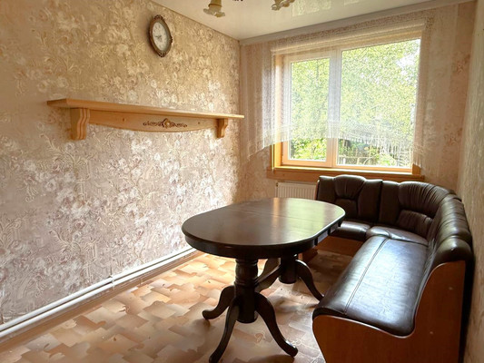 Продам трехкомнатную (3-комн.) квартиру, Соцгородок мкр, 31, Апшеронск г