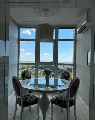 Продам трехкомнатную (3-комн.) квартиру, 2-я Краснодарская ул, 135А, Ростов-на-Дону г