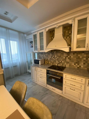 Продам двухкомнатную (2-комн.) квартиру, Варфоломеева ул, 222А/108А, Ростов-на-Дону г