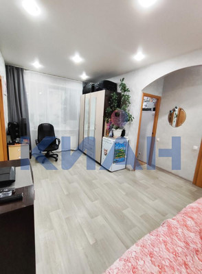 Продам двухкомнатную (2-комн.) квартиру, Водометный пер, 1, Красноярск г