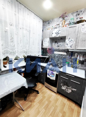 Продам двухкомнатную (2-комн.) квартиру, Водометный пер, 1, Красноярск г