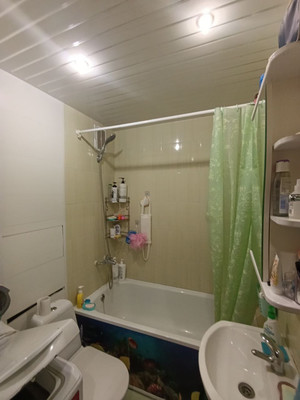 Продам трехкомнатную (3-комн.) квартиру, Карла Маркса ул, 57, Ишим г