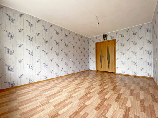 Продам трехкомнатную (3-комн.) квартиру, Еременко ул, 56/1, Ростов-на-Дону г