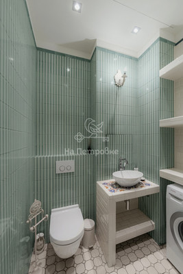 Продам трехкомнатную (3-комн.) квартиру, Петровский б-р, 21, Москва г
