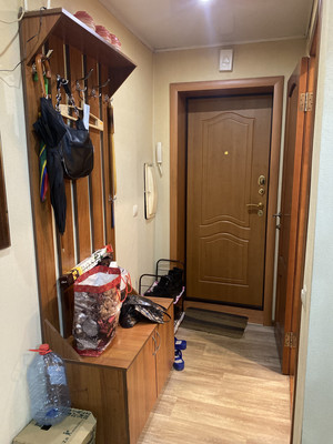 Продам трехкомнатную (3-комн.) квартиру, Коминтерна ул, 35, Нижний Тагил г