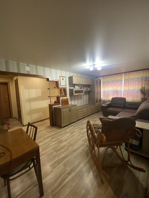 Продам трехкомнатную (3-комн.) квартиру, Коминтерна ул, 35, Нижний Тагил г