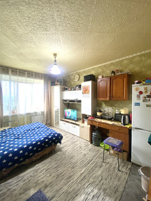 Продам комнату в 3-комн. квартире, Красных Зорь ул, 6, Нижний Тагил г
