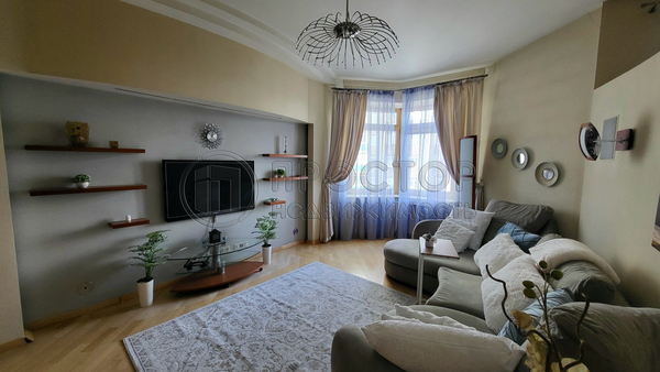 Продам двухкомнатную (2-комн.) квартиру, Островитянова ул, 4, Москва г