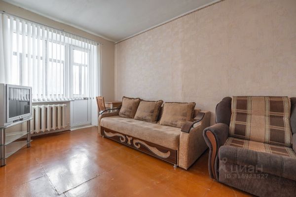 Продам двухкомнатную (2-комн.) квартиру, Ленина пр-кт, 56, Ростов-на-Дону г