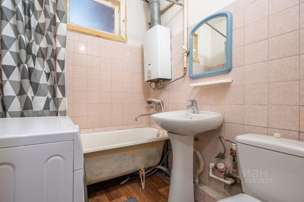 Продам двухкомнатную (2-комн.) квартиру, Ленина пр-кт, 56, Ростов-на-Дону г