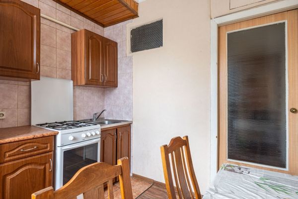 Продам двухкомнатную (2-комн.) квартиру, Ленина пр-кт, 56, Ростов-на-Дону г