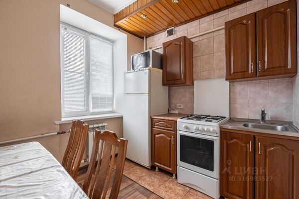 Продам двухкомнатную (2-комн.) квартиру, Ленина пр-кт, 56, Ростов-на-Дону г