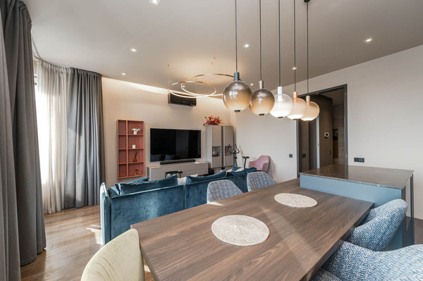 Продам трехкомнатную (3-комн.) квартиру, Ленинградский пр-кт, 29, Москва г