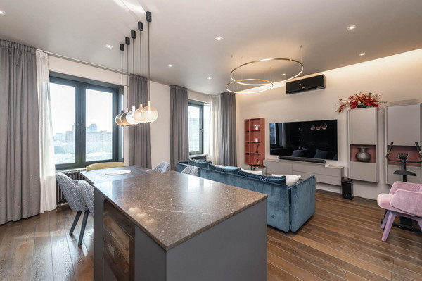 Продам трехкомнатную (3-комн.) квартиру, Ленинградский пр-кт, 29, Москва г