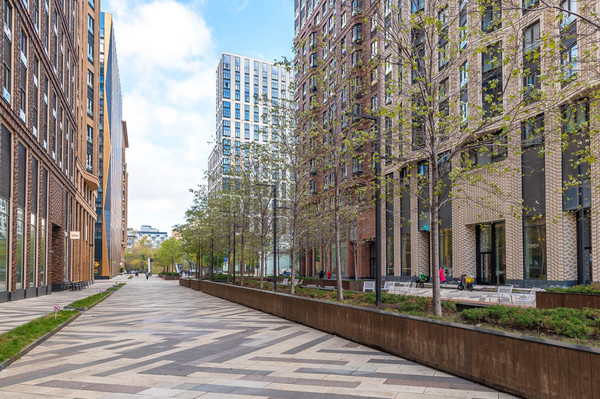 Продам трехкомнатную (3-комн.) квартиру, Ленинградский пр-кт, 29, Москва г
