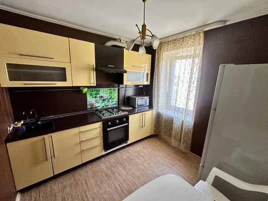 Продам двухкомнатную (2-комн.) квартиру, Жмайлова ул, 29, Ростов-на-Дону г