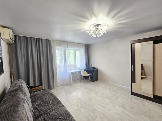 Продам однокомнатную (1-комн.) квартиру, Газетный пер, 102к15, Ростов-на-Дону г