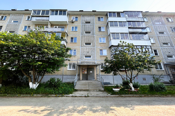 Продам двухкомнатную (2-комн.) квартиру, Мурзинская ул, 30, Екатеринбург г