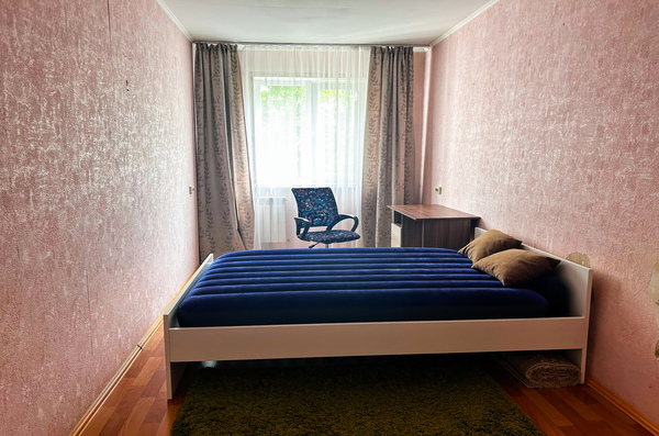 Продам двухкомнатную (2-комн.) квартиру, Мурзинская ул, 30, Екатеринбург г