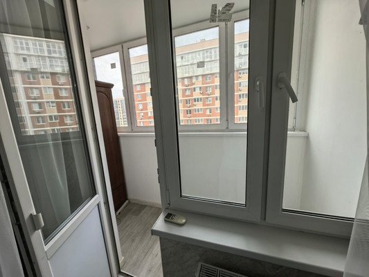 Продам однокомнатную (1-комн.) квартиру, Западный Обход ул, 39/2к1, Краснодар г