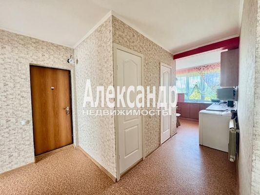 Продам трехкомнатную (3-комн.) квартиру, Сиреневый проезд, 18, Гончарово п