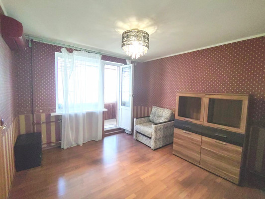 Продам многокомнатную квартиру, Красногвардейский б-р, 1кВ, Подольск г