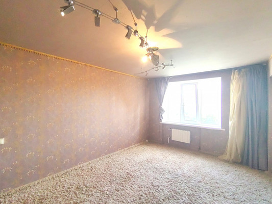 Продам многокомнатную квартиру, Красногвардейский б-р, 1кВ, Подольск г