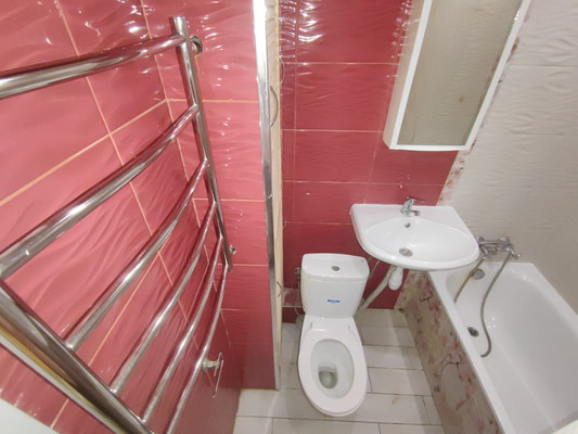 Продам трехкомнатную (3-комн.) квартиру, Варшавское ш, 69к2, Москва г