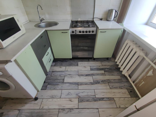 Продам трехкомнатную (3-комн.) квартиру, Варшавское ш, 69к2, Москва г