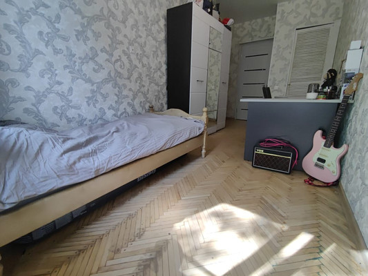 Продам трехкомнатную (3-комн.) квартиру, Варшавское ш, 69к2, Москва г