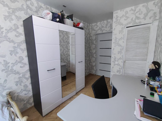 Продам трехкомнатную (3-комн.) квартиру, Варшавское ш, 69к2, Москва г