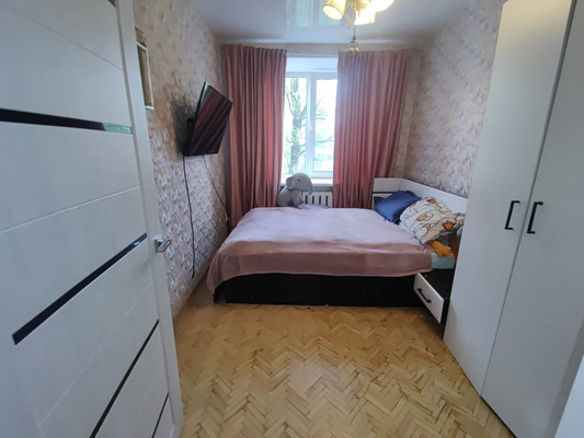 Продам трехкомнатную (3-комн.) квартиру, Варшавское ш, 69к2, Москва г
