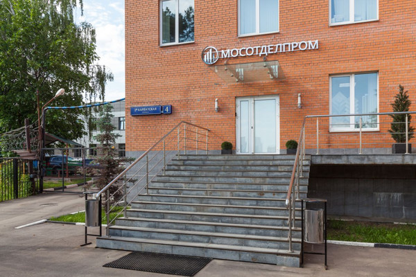 Сдам склад 127 м2, 2-я Карпатская ул, 4, Москва г
