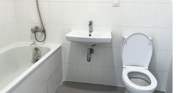 Продам однокомнатную (1-комн.) квартиру, Новомосковская ул, 1к3, Москва г