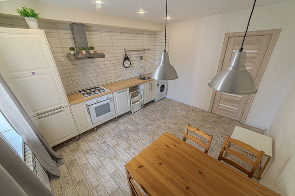 Продам двухкомнатную (2-комн.) квартиру, Мира ул, 34, Пенза г