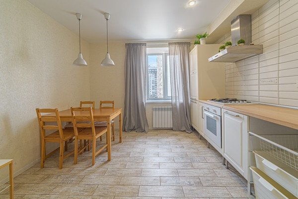 Продам двухкомнатную (2-комн.) квартиру, Мира ул, 34, Пенза г
